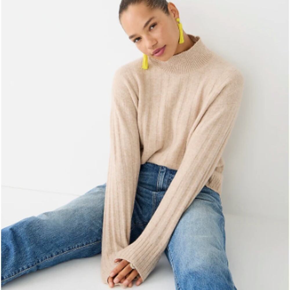 J.Crew Ribbed mockneck sweater in Supersoft yarn Light Tan Size Small casual